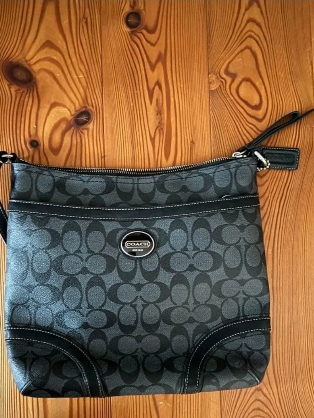 Coach Black and Gray Signature Shoulder Bag